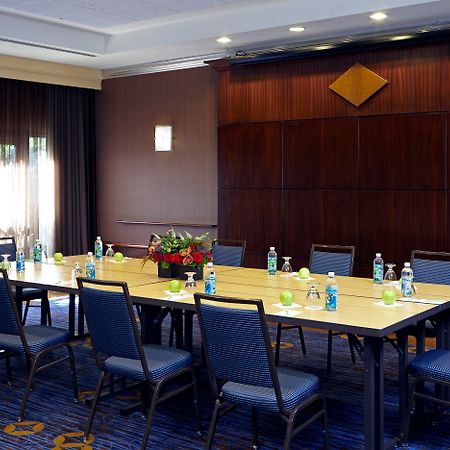 Courtyard By Marriott Los Angeles Lax / Century Boulevard Екстериор снимка