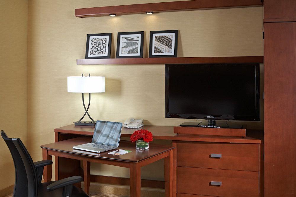 Courtyard By Marriott Los Angeles Lax / Century Boulevard Екстериор снимка