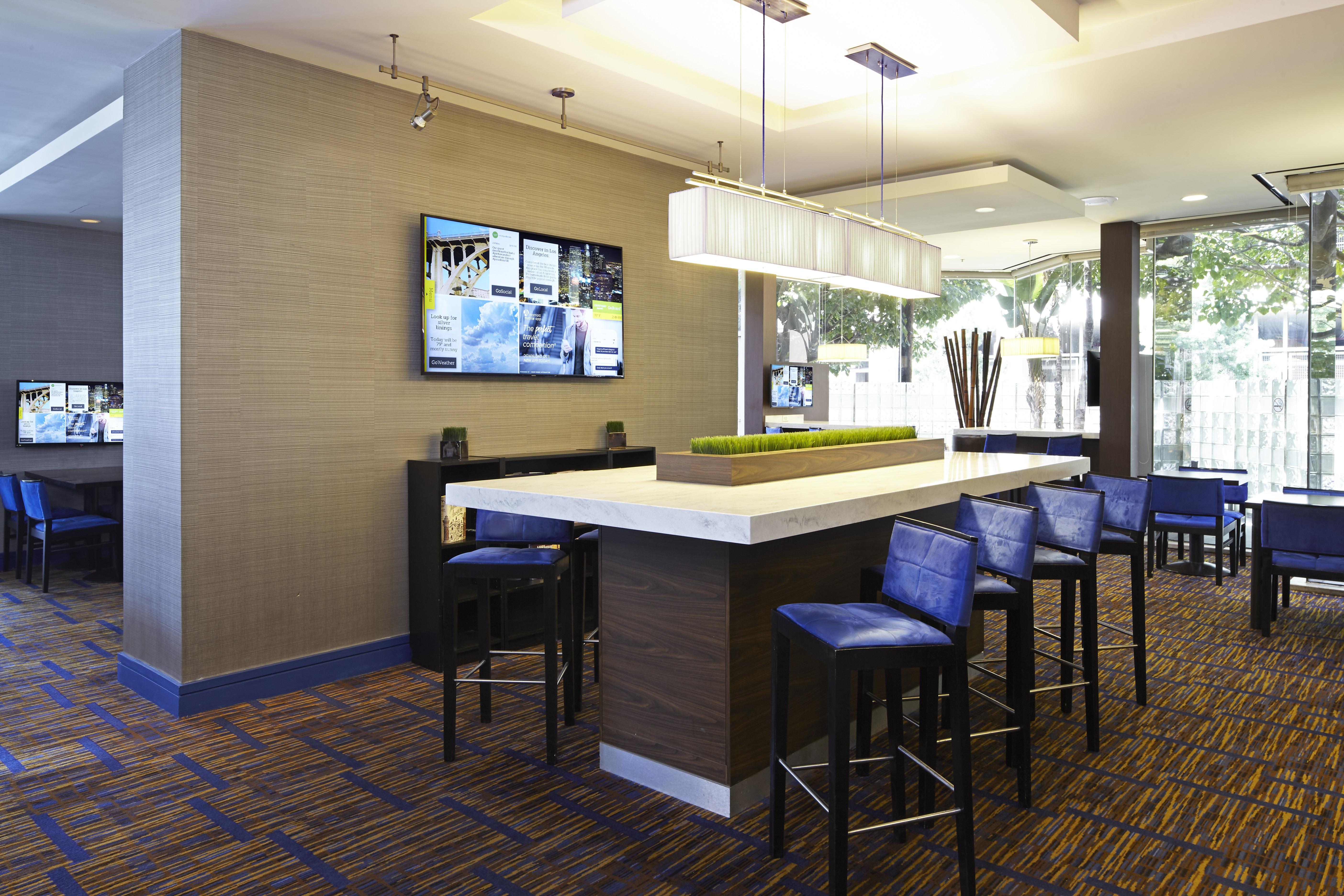 Courtyard By Marriott Los Angeles Lax / Century Boulevard Екстериор снимка