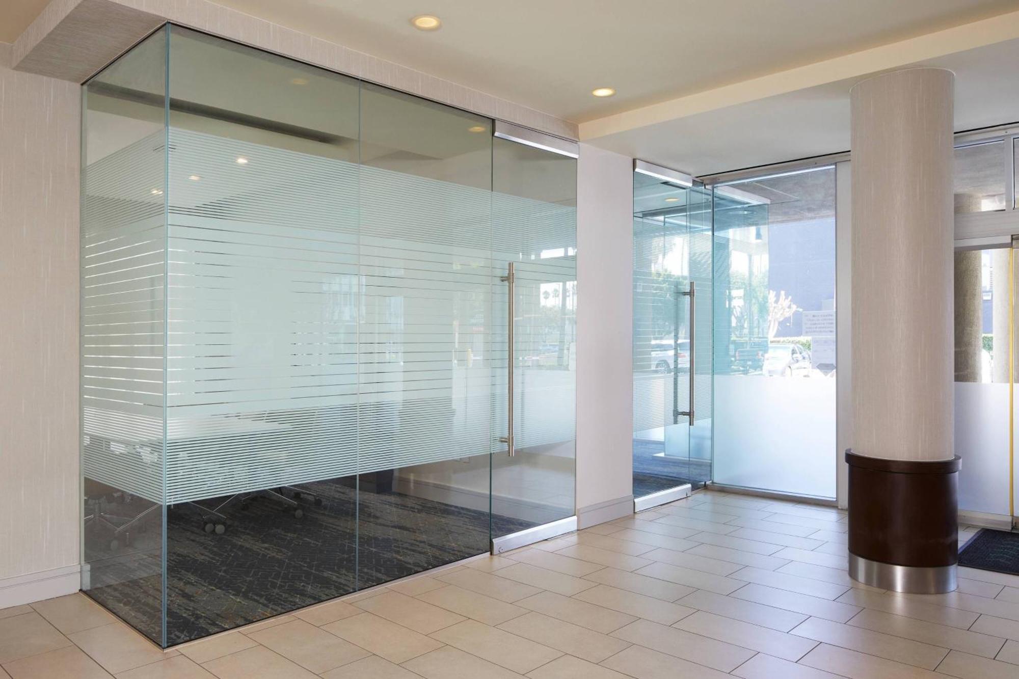 Courtyard By Marriott Los Angeles Lax / Century Boulevard Екстериор снимка