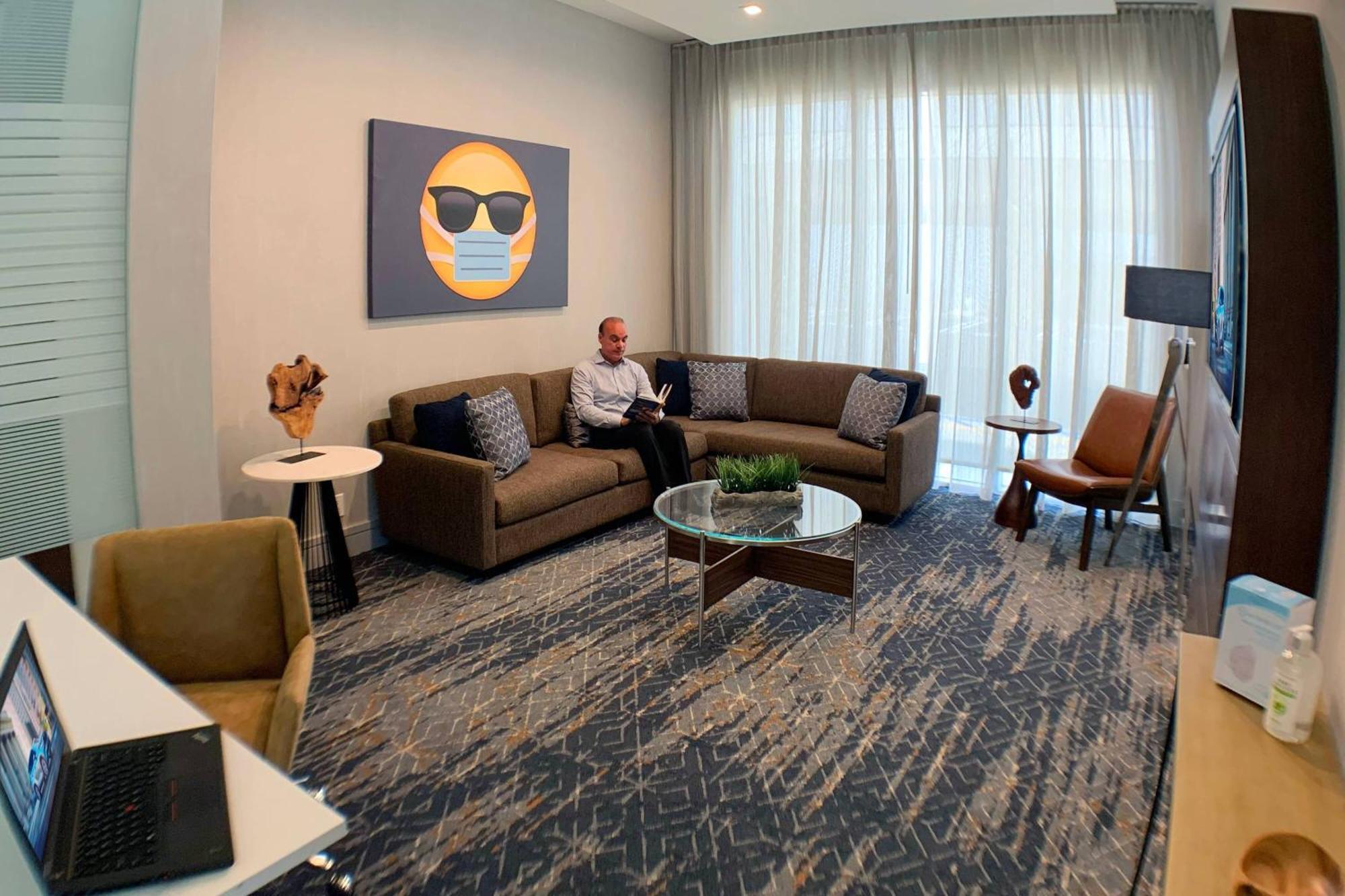 Courtyard By Marriott Los Angeles Lax / Century Boulevard Екстериор снимка
