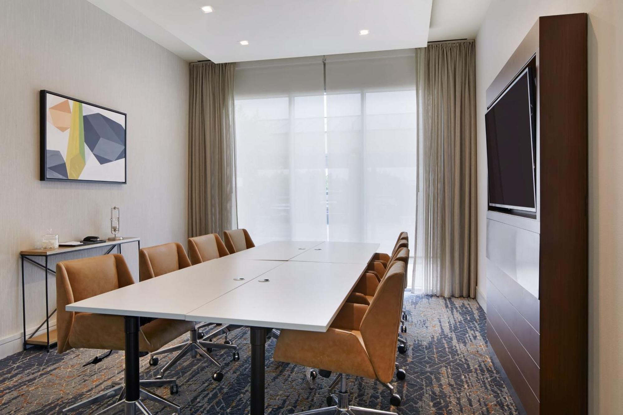 Courtyard By Marriott Los Angeles Lax / Century Boulevard Екстериор снимка
