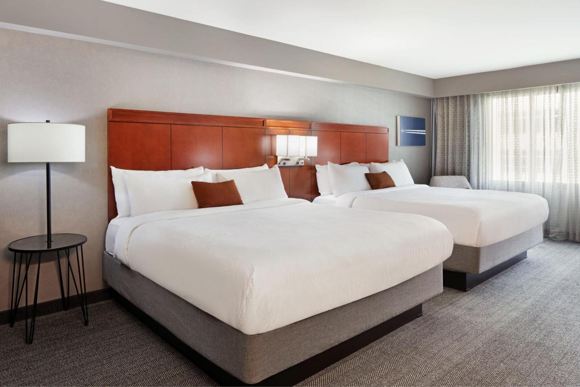 Courtyard By Marriott Los Angeles Lax / Century Boulevard Екстериор снимка