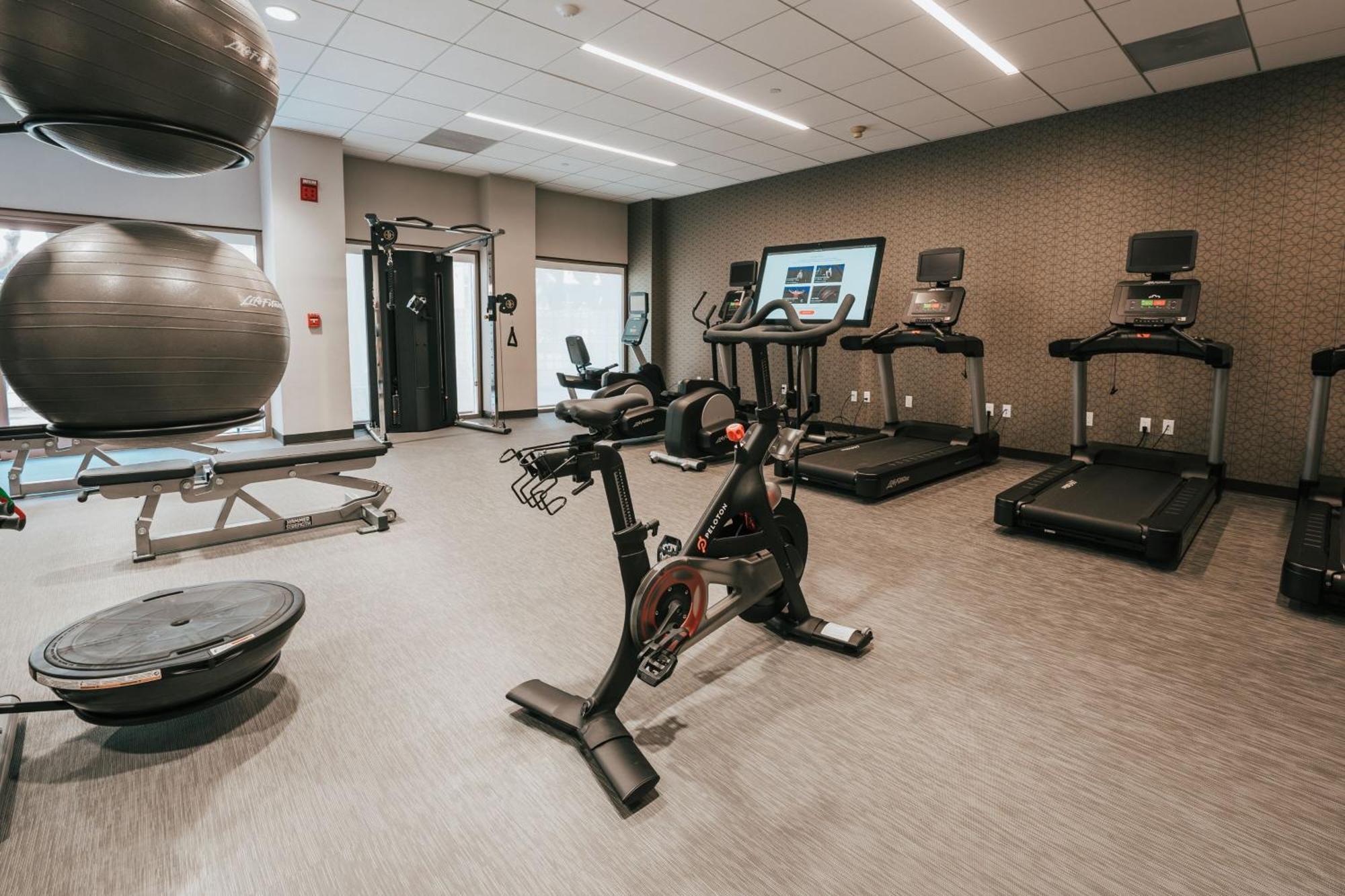 Courtyard By Marriott Los Angeles Lax / Century Boulevard Екстериор снимка